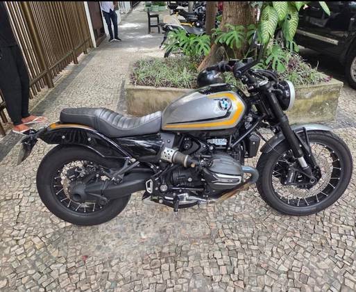 BMW R 12 
